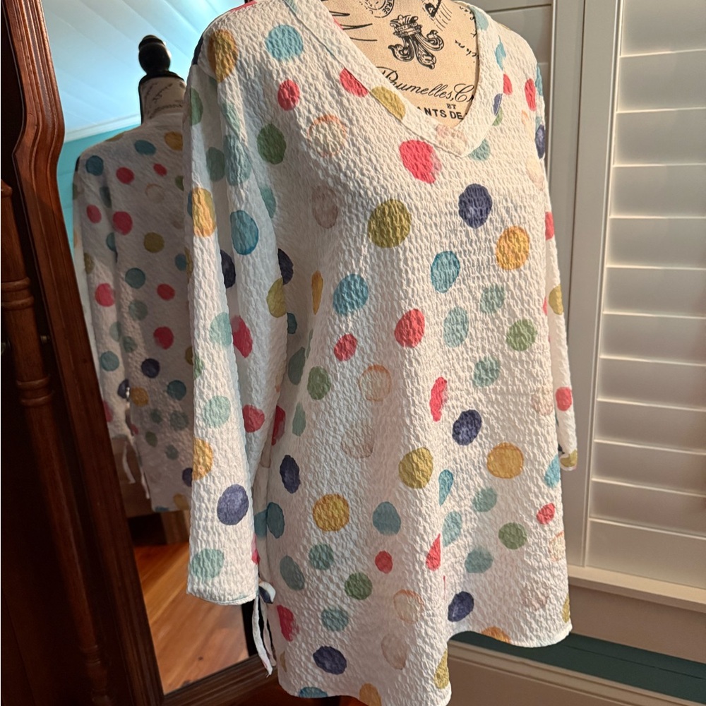Ethyl Colorful Polka Dot Women's Top with 3/4 Length Bowed Sleeves